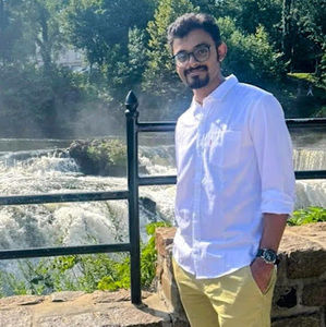 Meet your Posher, Aditya